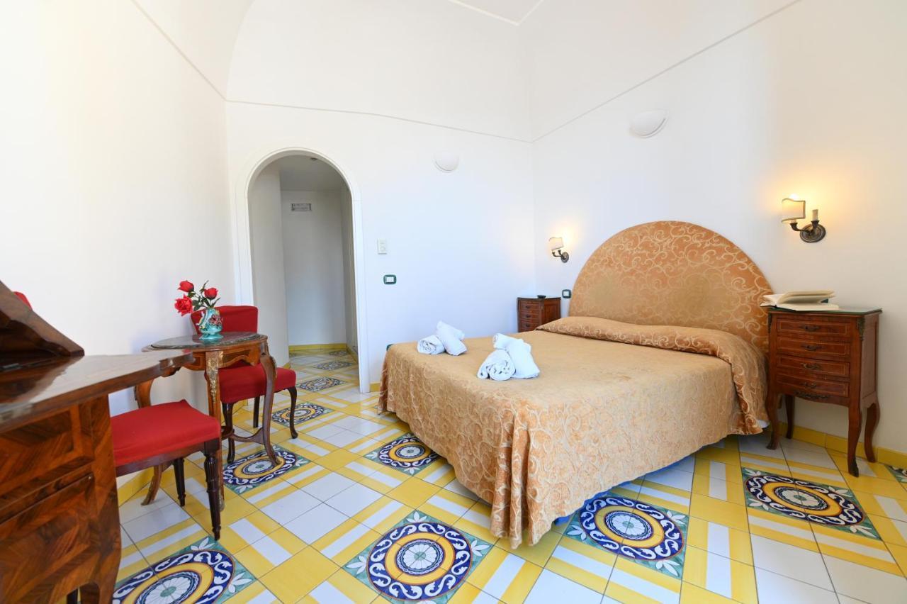 Hotel Croce Di Amalfi Eksteriør bilde